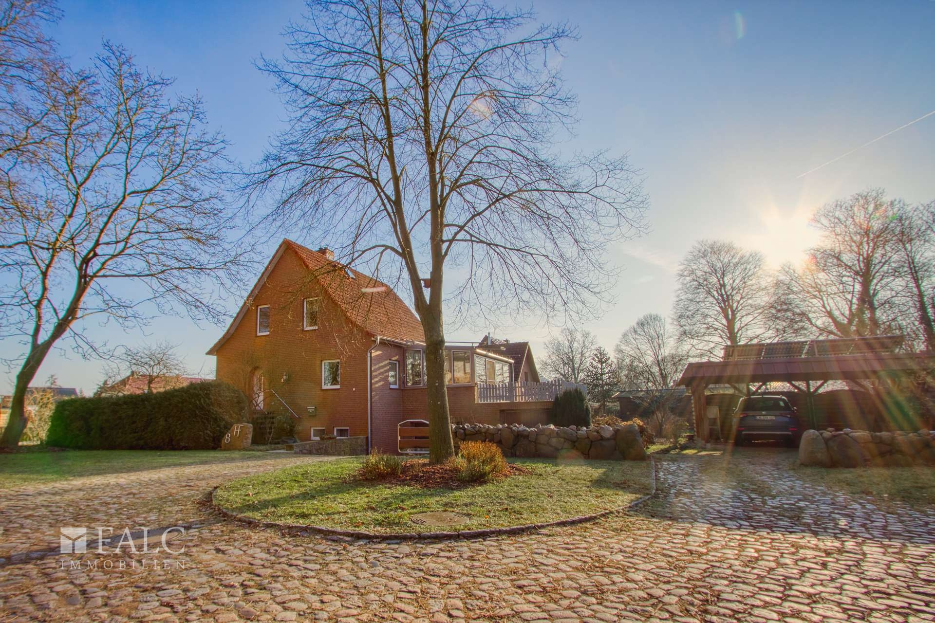 Bereich vor dem Haus